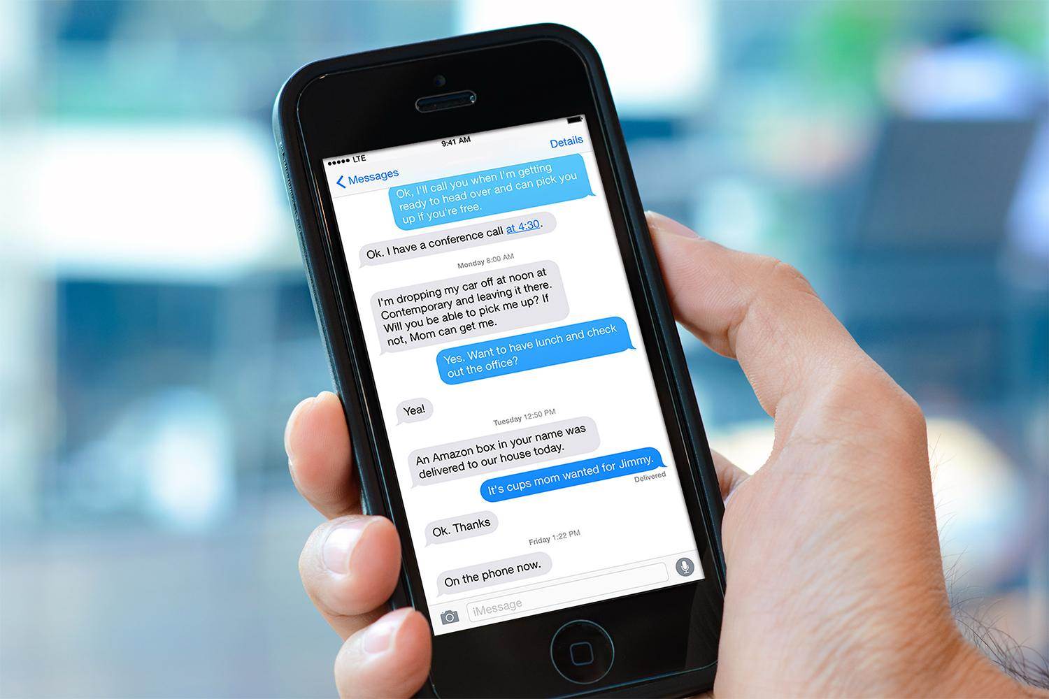 Αλλαγές στον τρόπο συνομιλίας μέσω μηνυμάτων στα iPhone και iPad.