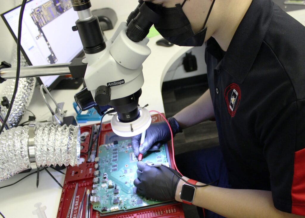 easyservice smartphone board repair episkevi plaketas kinitou 2